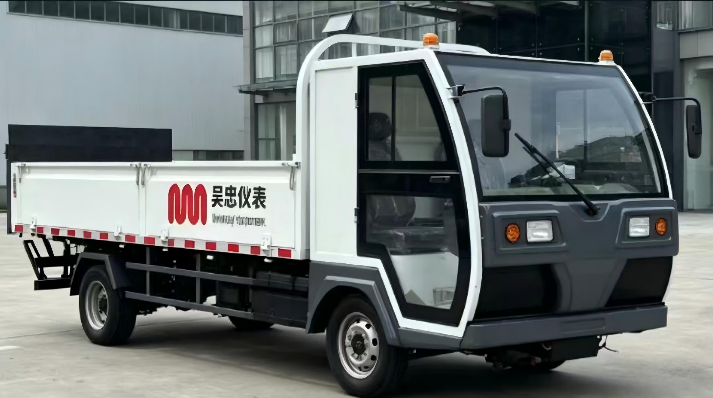 GW4208B 纯电动半封闭驳运车 (侧翻）